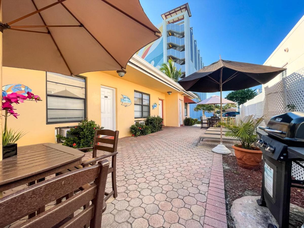 Greniers Hotel Hollywood Exterior photo